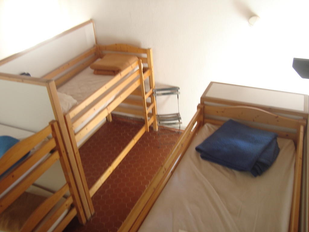 Auberge Des Seguins Buoux Номер фото