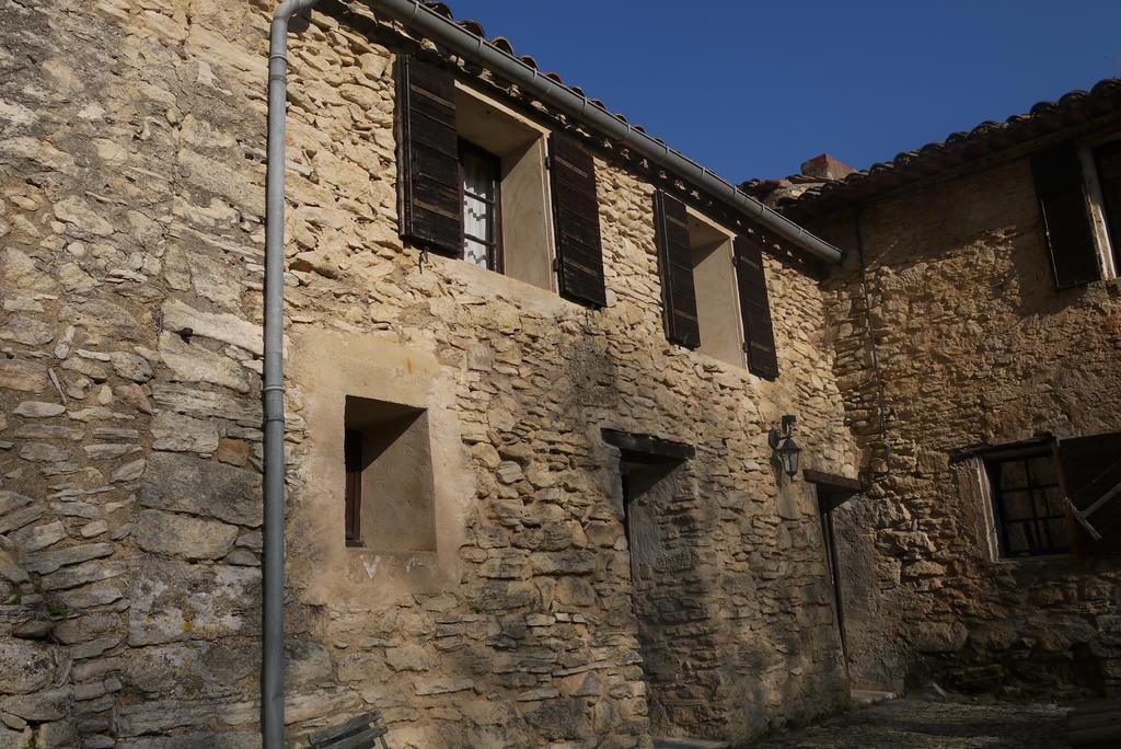 Auberge Des Seguins Buoux Экстерьер фото